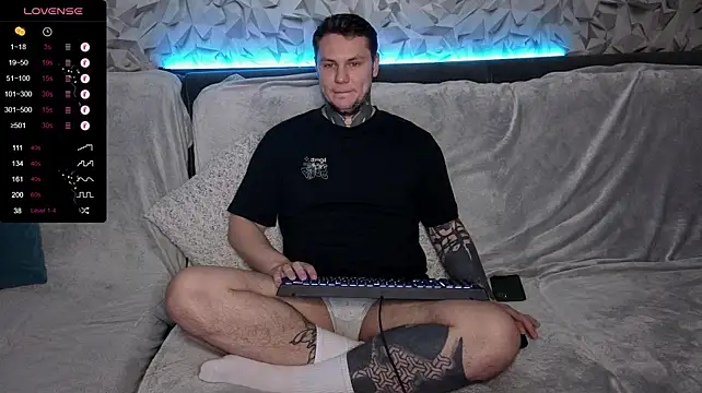 Lechery_boy live cam on StripChat