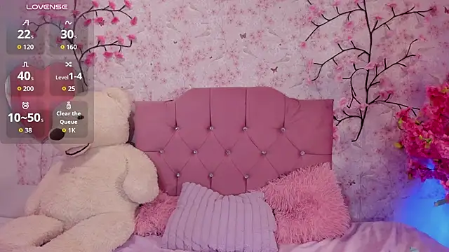 Naomi_Sweety