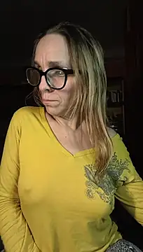 Dettybitch40