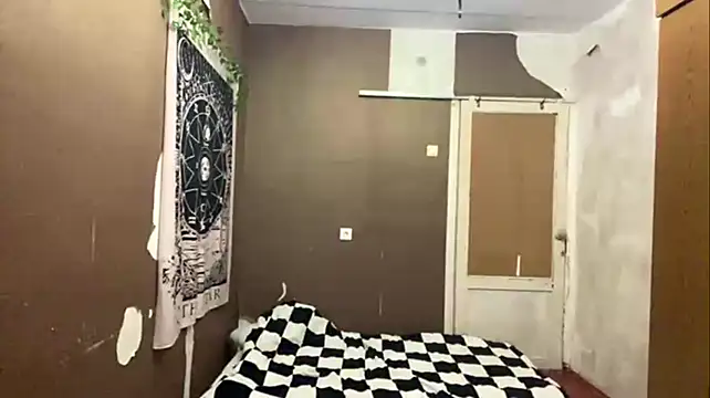 cherianderton's live room