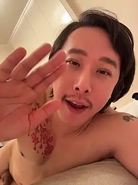 jin-sakura live cam on StripChat