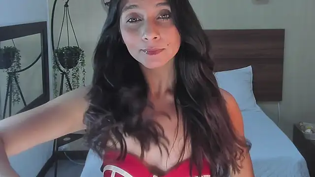 SamayRyann live cam on StripChat