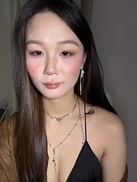 momo-1314 live cam on StripChat