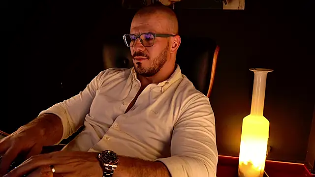 AngeloEric live cam on StripChat