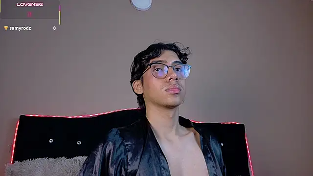 Eros_Lux live cam on StripChat