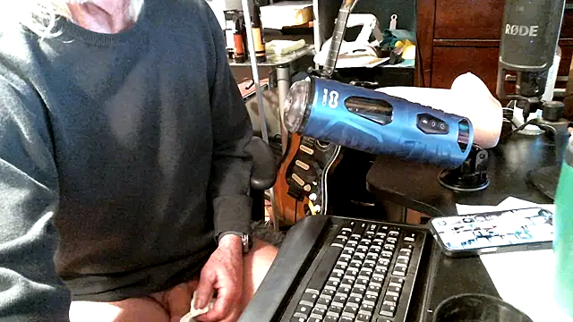 AncientCowboyStud live cam