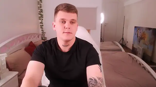 HotVanee live cam on StripChat
