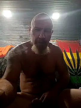 Redhitcher live cam