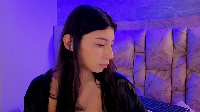 chloe_bluee_