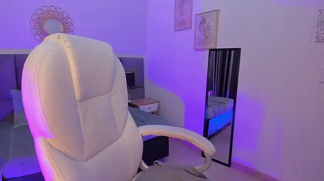 Mia_Stella_