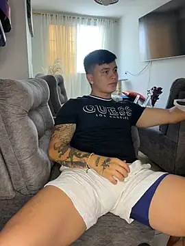 Christopher_strongg
