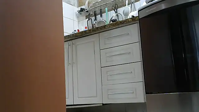 AmoraHotwife