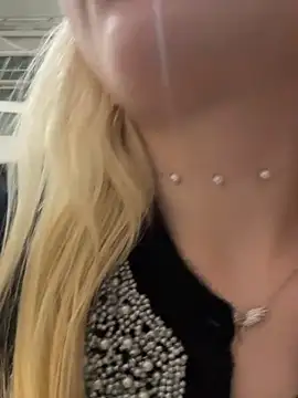 angelinatous (F teen) - Masturbation🍓