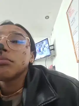 NIKKYTHORNE