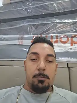 Paugostoso2222 live cam