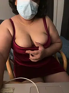TemptressUnseen live cam on StripChat