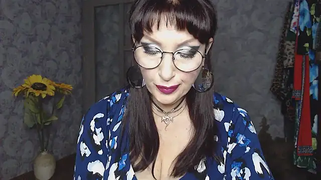 Aziza1 live cam