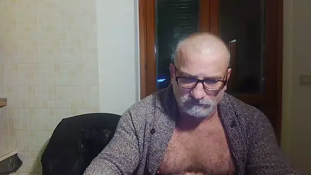 AMIRDIB2025 live cam on StripChat