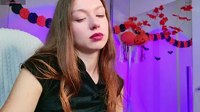 Mia_Skirttt live cam on StripChat