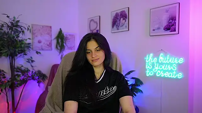 Hanna_Rai live cam on StripChat