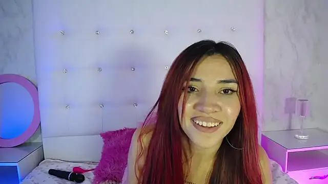 Violletta_blayke live cam on StripChat