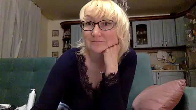 Zeyona live cam on StripChat