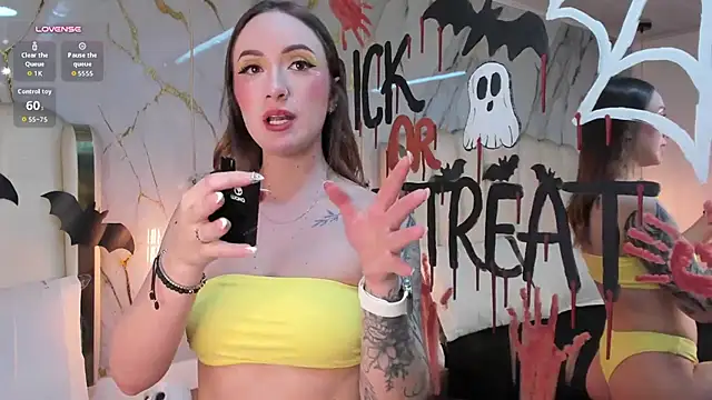Hannah_Lane live cam on StripChat