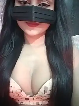 SAPNA-LOVEE live cam on StripChat