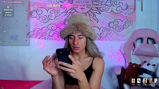 brihanna_cooper live cam on StripChat