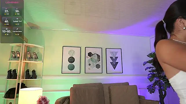 IvyGrabes live cam on StripChat
