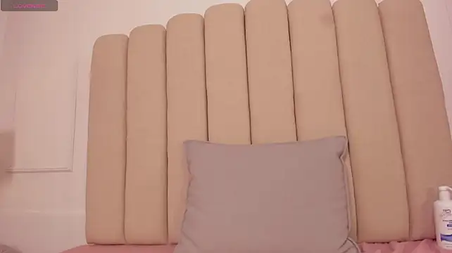miss_thang_'s live room