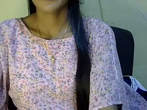Hayat_K live cam on StripChat