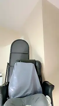 WetVirginPussy live cam