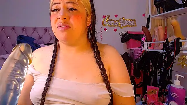 lanaqueen699 (F young) - dance ass , nude ass