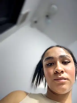 Isabella-Teen