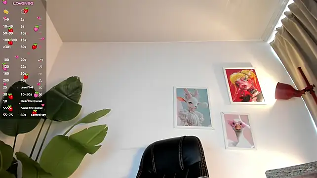 gia_demie (T young) - show butt