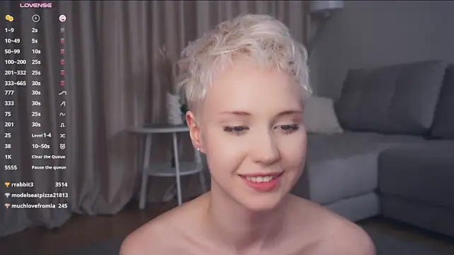 hattieskay (F young) - Ride on a pillow
