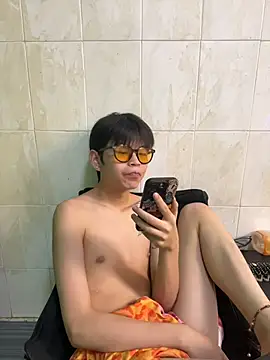 ddd_17 (M young) - 新人第一天射