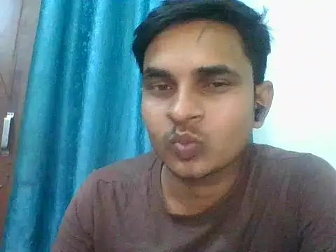 Sumit_LkO live cam on StripChat