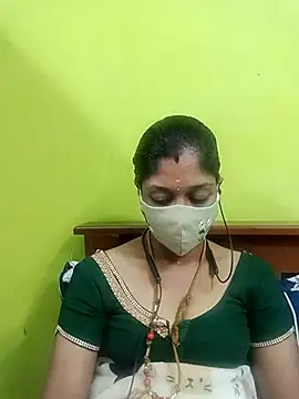 Nilatamil01 live cam on StripChat