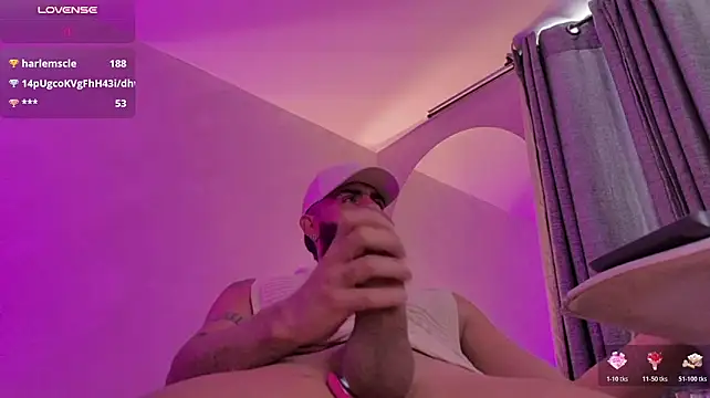 Jotace001 live cam on StripChat