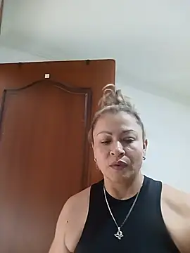 Asuna_yuuky live cam on StripChat