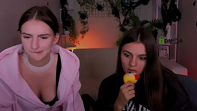 lisa_dark_