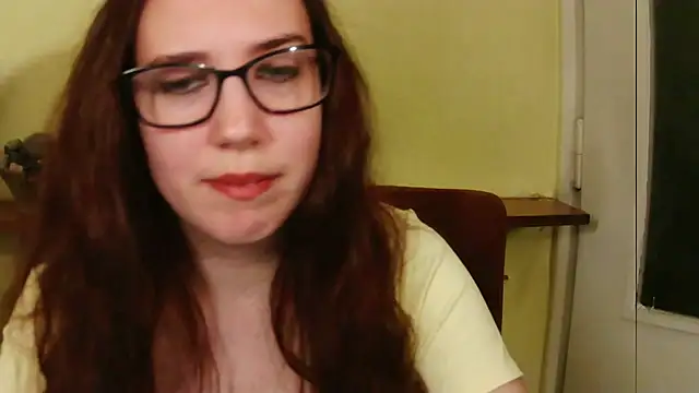 EmilyHotAngel live cam on StripChat