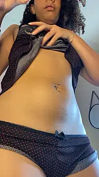 FreeIvy live cam
