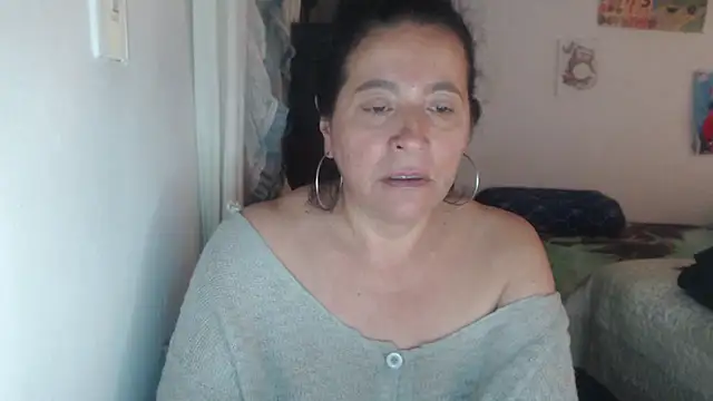 stefilove10 live cam on StripChat