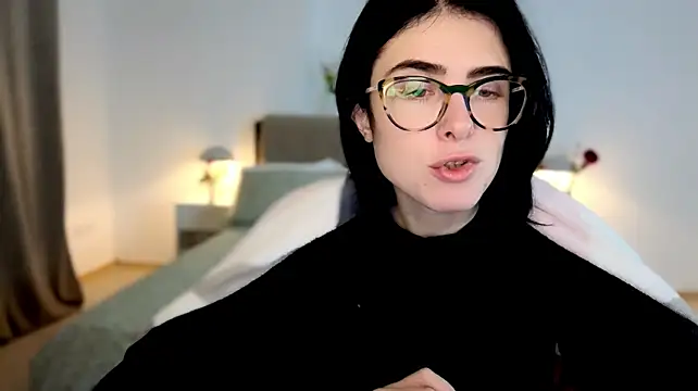 Cut1e_lia_ live cam on StripChat