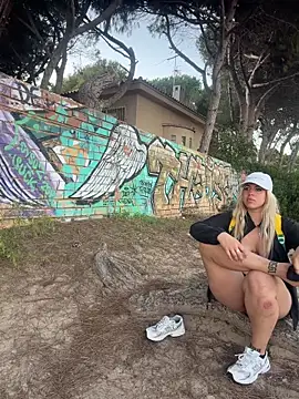 MariaMeir live sex cam