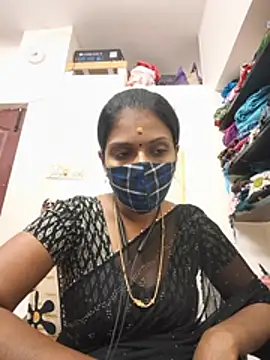 Tamil_Yalini12 live cam on StripChat
