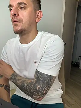 Huge_cock22cm